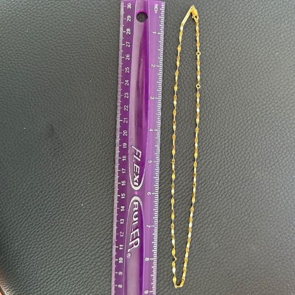 Kendra Scott Twisted Link Necklace - Picture 6 of 7